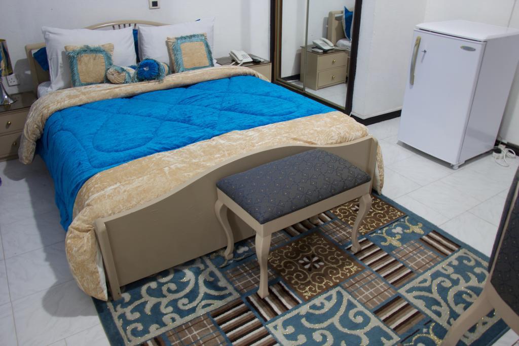 Hill View Hotel Mccarthy Hills Botianaw 外观 照片